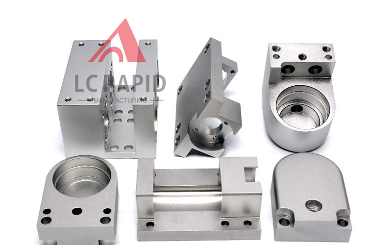 standard sheet metal fabrication tolerances