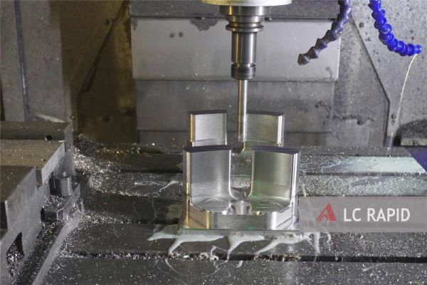 What is the Difference between Down Milling and Up Milling In CNC Milling?